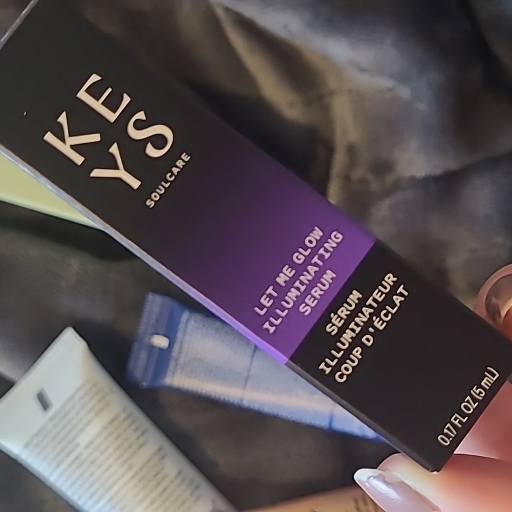 Travel sized items - Picture 5 of 6